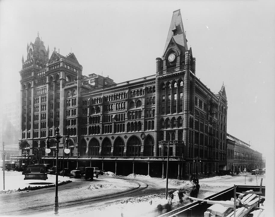 Broad Street Station historical landmarks in pennsylvania