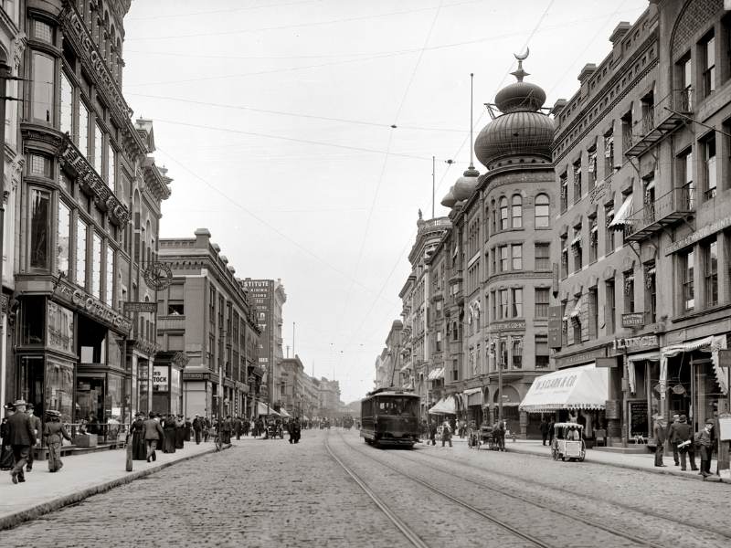 The 1930s Main Street