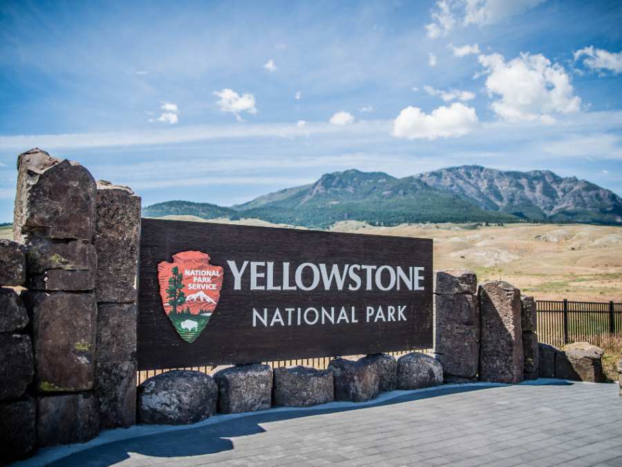 Yellowstone National Park - National Parks In Montana