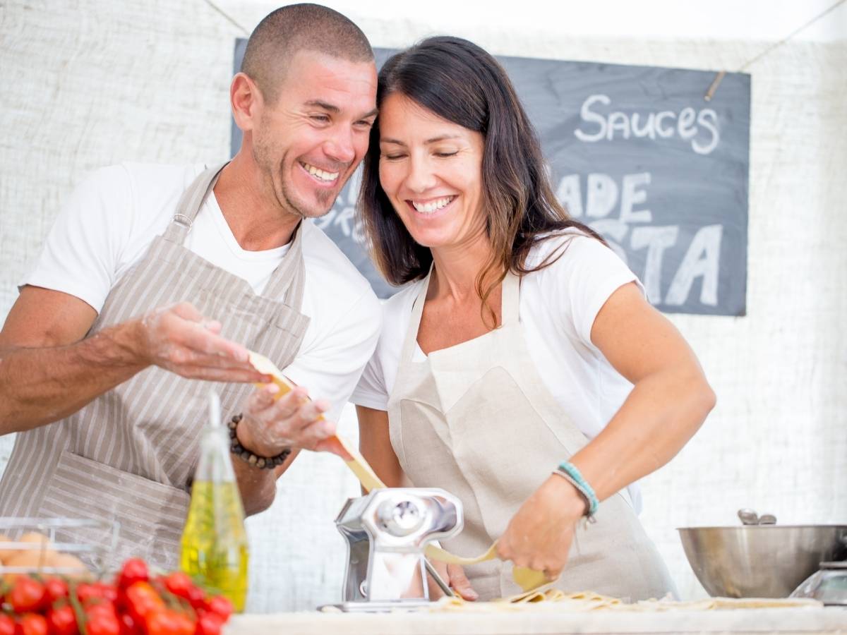 Cooking or Art Classes - Valentine’s Day Gifts For Her