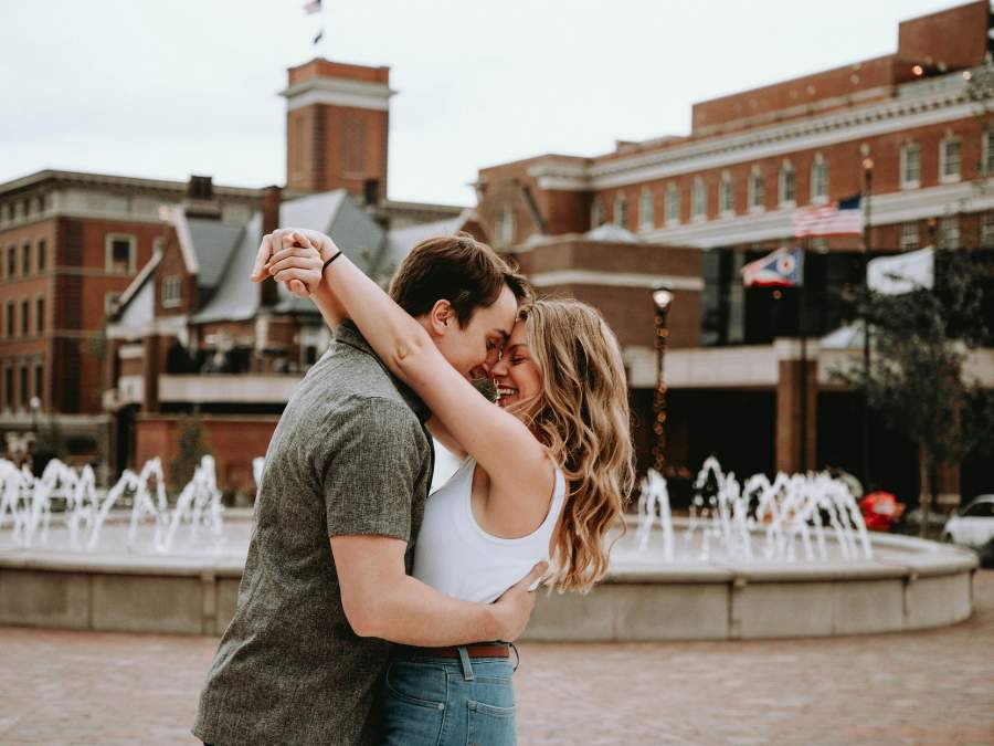 Explore a Romantic City - Romantic Things For Valentine's Day