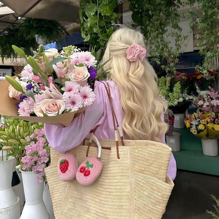 Instagram-worthy Valentine’s Day bouquets