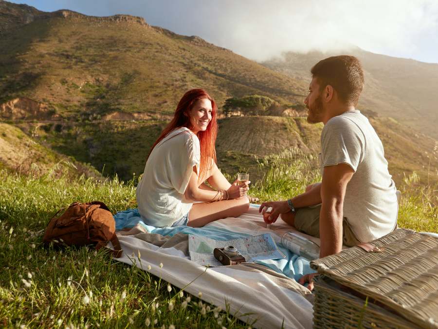 Romantic Picnic - Couple’s Ideas For Valentine’s Day
