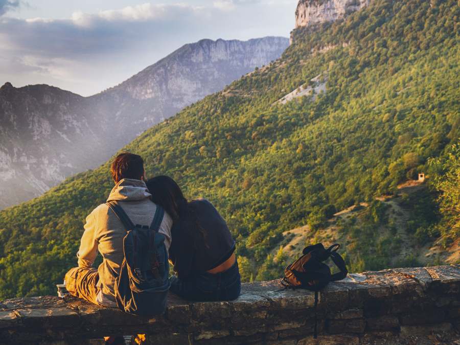 Scenic Hike - Couple’s Ideas For Valentine’s Day