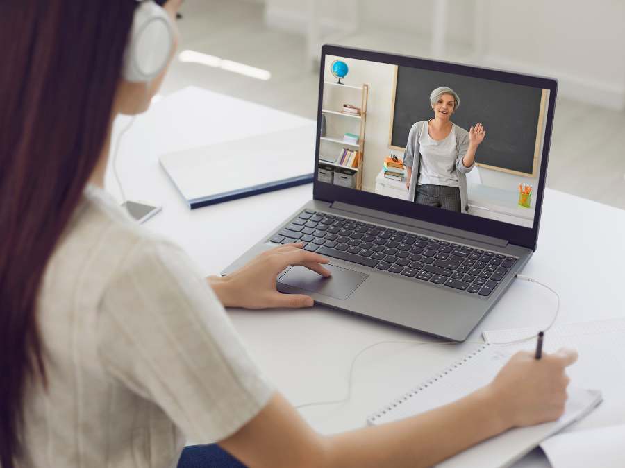 Take a Virtual Class Together - Couple’s Ideas For Valentine’s Day