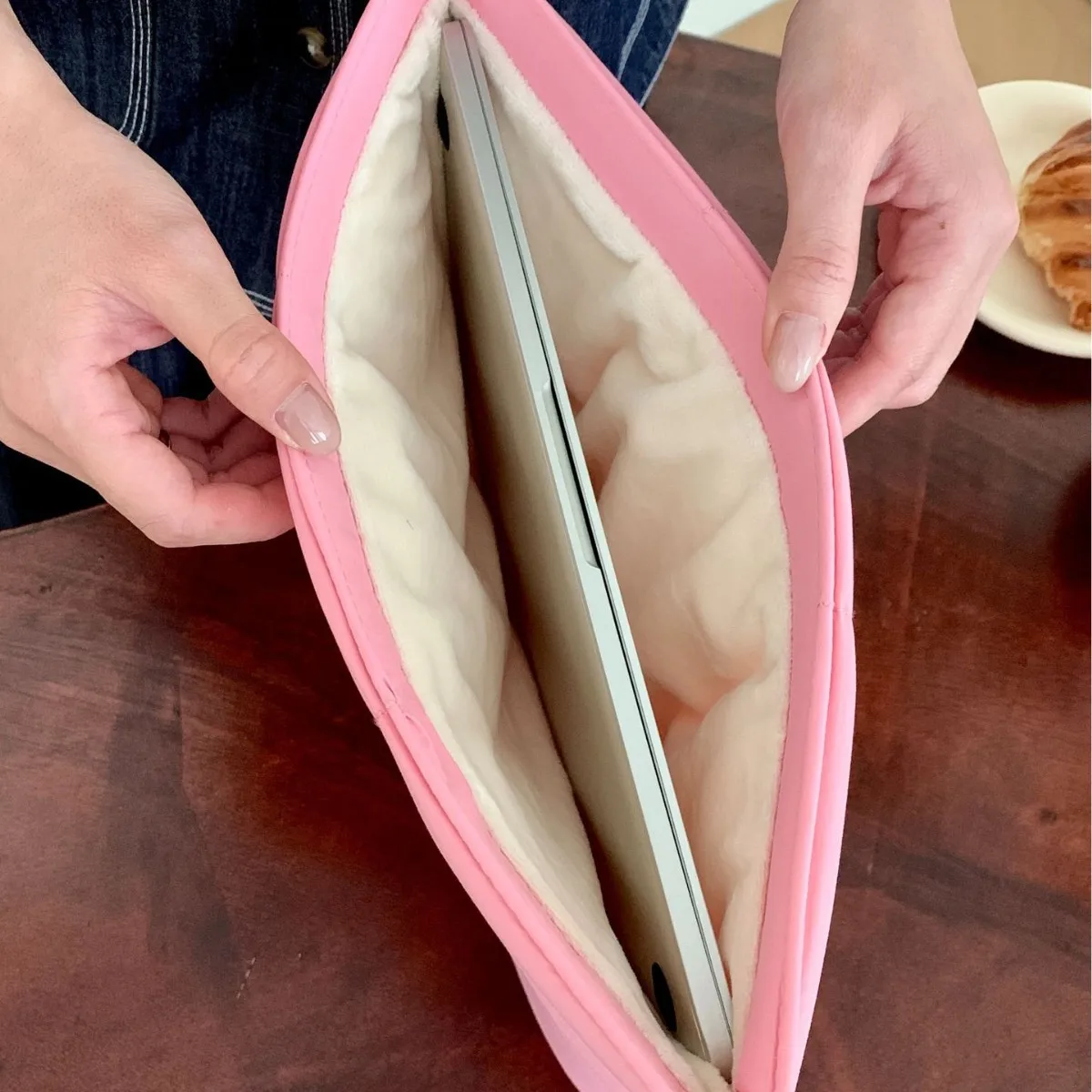 Best Puffy Laptop Sleeve 13 14 15 16 Inch – Quilted MacBook Case 2026 - Image 5