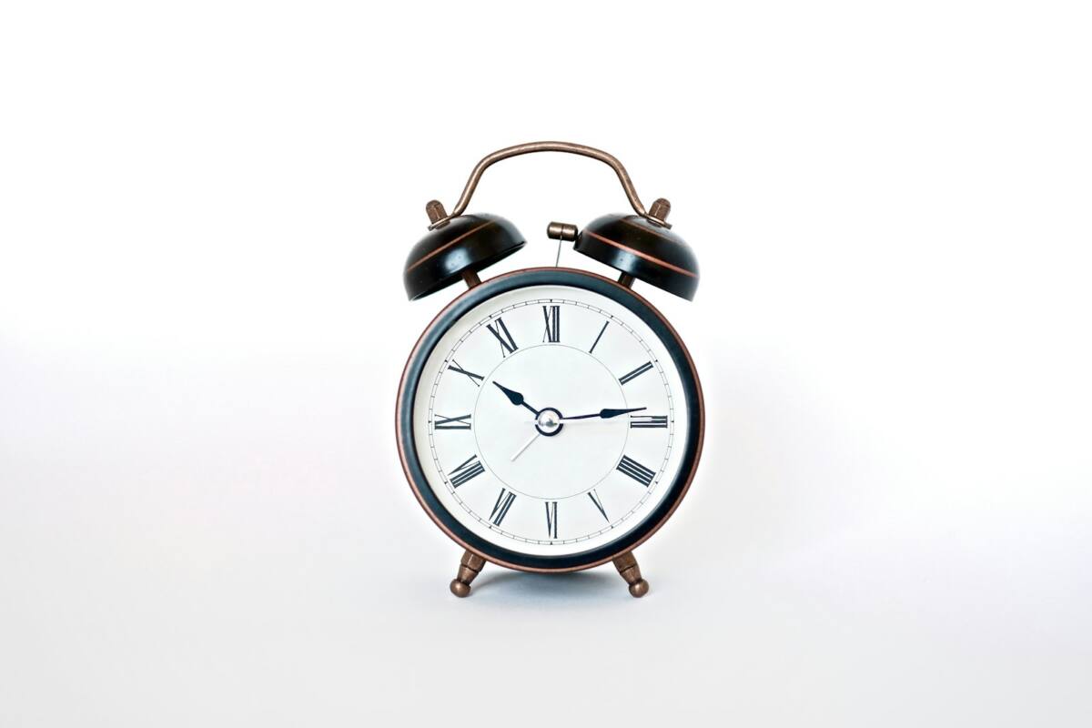 Vintage alarm clock, a reminder to order a last-minute Mother's Day gift in time